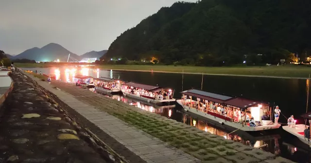 傳承千年的古代漁法,岐阜長良川鸕鶿捕魚「鵜飼」