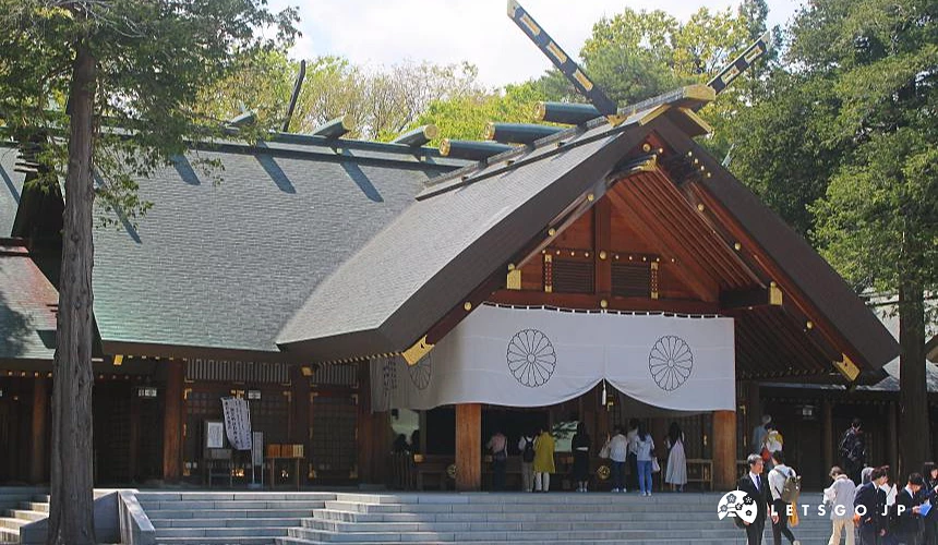 北海道神宮的木造本殿建築