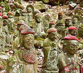 島根旅遊賞楓景點推薦推介女子遊必去出雲泡美肌溫泉催姻緣必吃島根和牛介紹立久惠峽山新五百羅漢