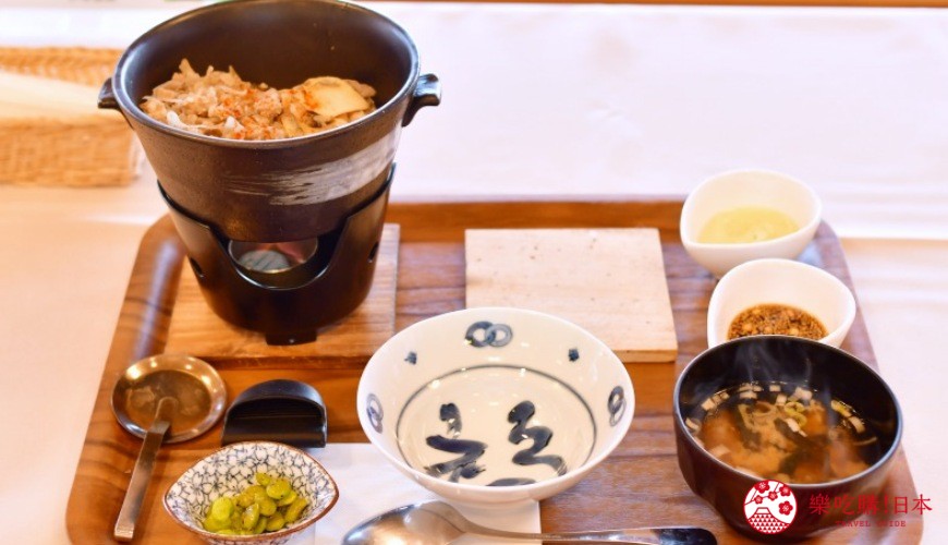 秋田縣白神地區推薦道地鄉土料理必吃必食推介秋田犬體驗活動美食白神拌飯定食