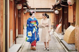 คู่มือเที่ยวกิออนเกียวโต ชอปกินเที่ยวครบจบ