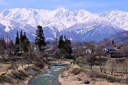 เที่ยวนากาโนะ 2025 ครบจบที่เดียว! คามิโคจิ คารุอิซาวะ สวนลิงออนเซ็น พร้อมวิธีเดินทาง