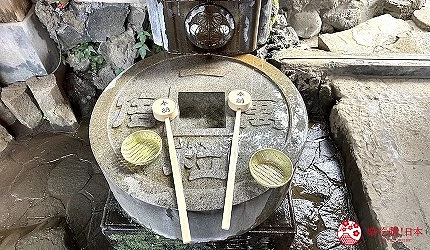 品川神社一粒萬倍之泉