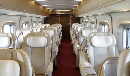 新幹線「Gran Class」車廂內部