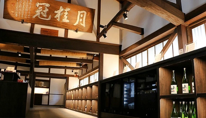 月桂冠才在酒廠原址處改建為「月桂冠大倉記念館」