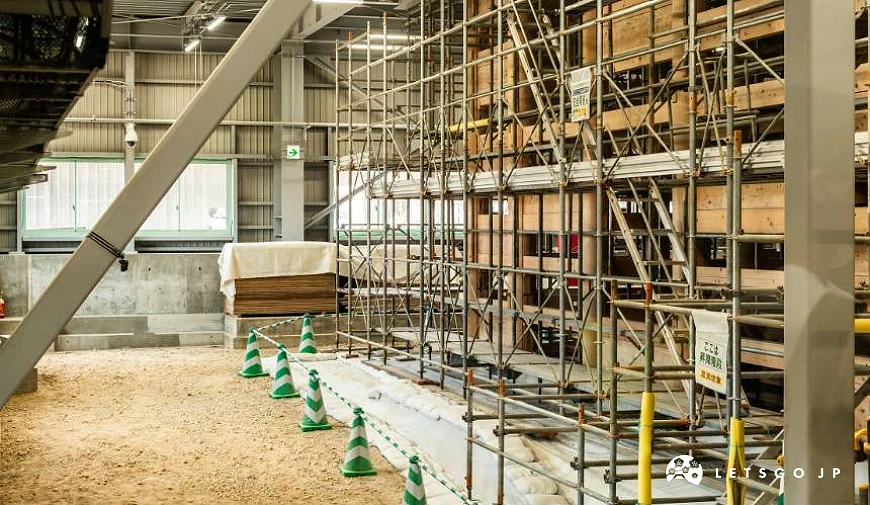 首里城的災後重建工程,直橫鋼筋排排站