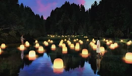 ผลงานใหม่ล่าสุดของ teamLab : พิพิธภัณฑ์ป่ากลางคืน "teamLab Hidden Traces of Rice Terraces" ศิลปะผสานที่พัก พร้อมแคมป์ปิ้งหรูและออนเซ็นกลางแจ้งที่คุณต้องไปสัมผัส