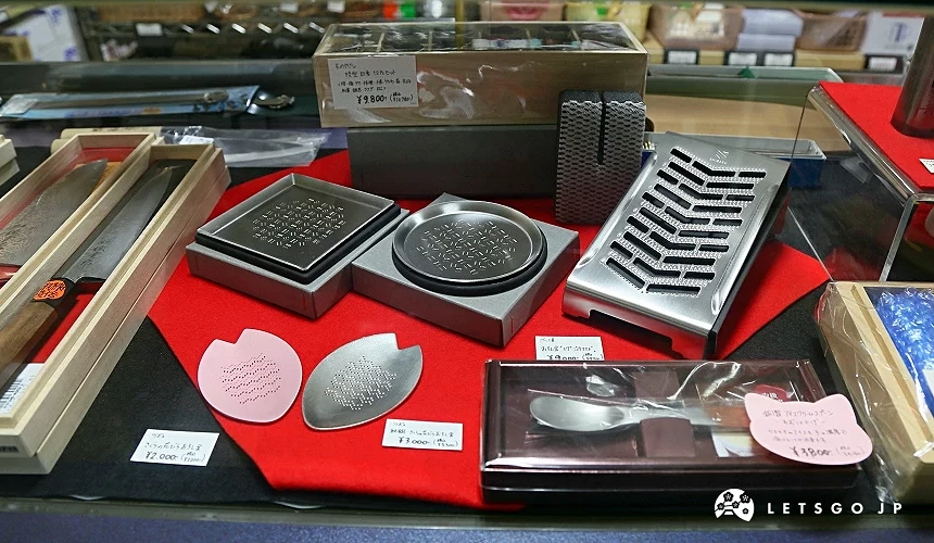 不同造型的不鏽鋼製磨泥器