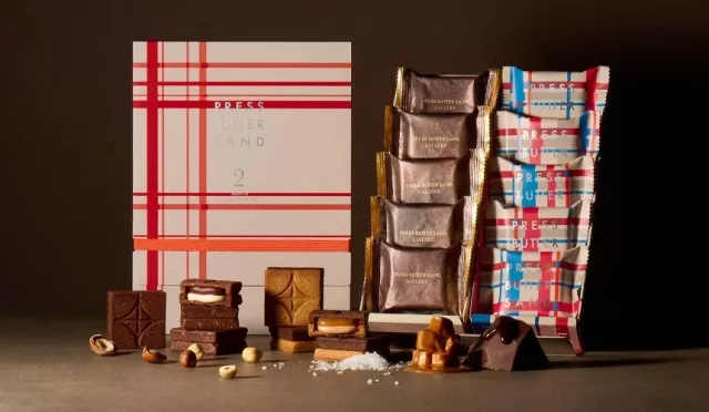 情人节限定！「PRESS BUTTER SAND」海盐焦糖巧克力夹心饼干、巧克力奶油杏仁饼香浓问世