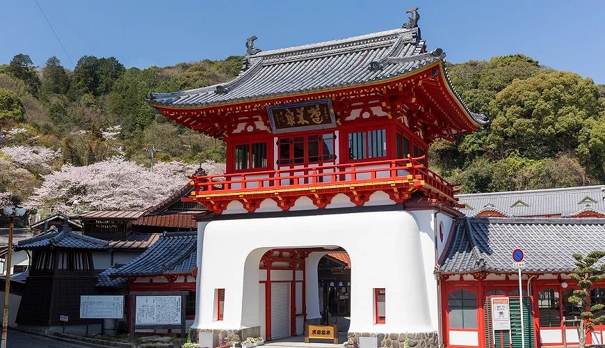 武雄溫泉樓門