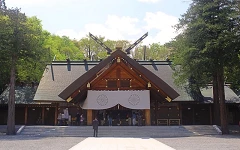 คู่มือเที่ยวศาลเจ้าฮอกไกโด ทริกการไหว้ เครื่องราง อาหาร