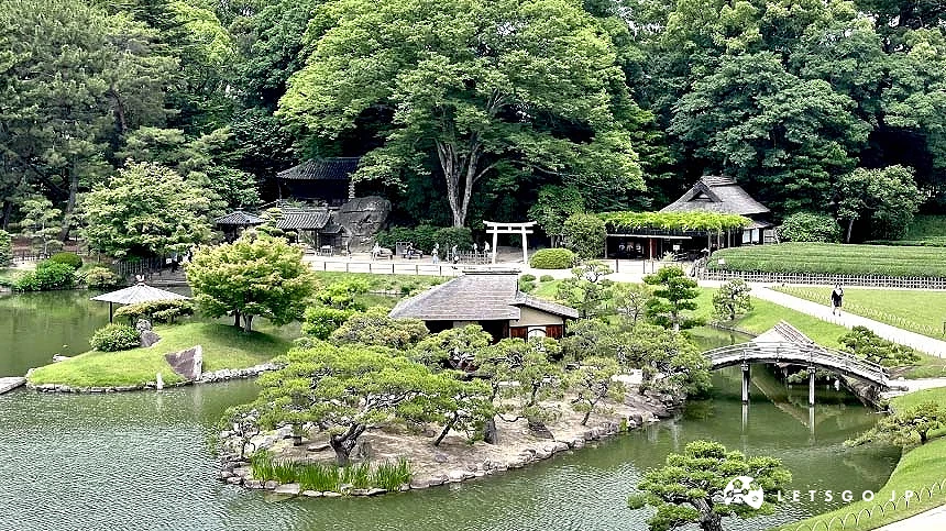 日式庭园与其境内的河川池塘