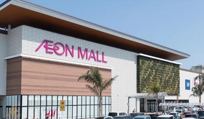 招牌写着AEON MALL的AEON MALL宫崎外观