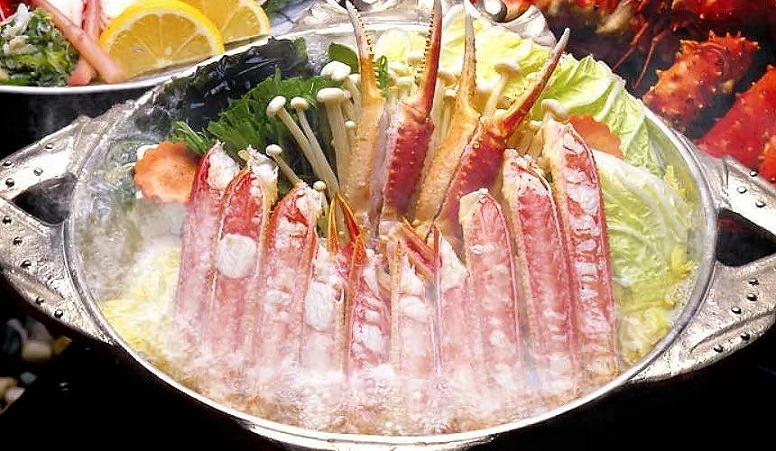 螃蟹本家超澎湃的「松葉蟹鍋」,蟹肉滿滿