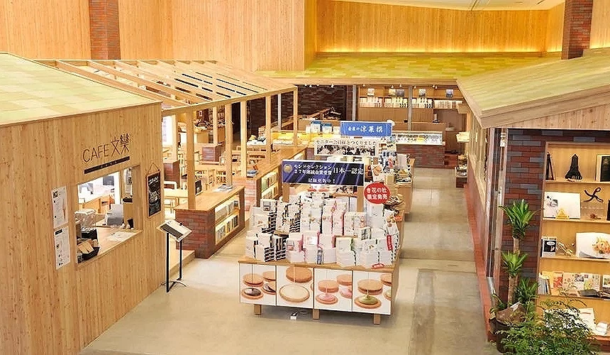 壶屋总本店「き花の杜」店内一景