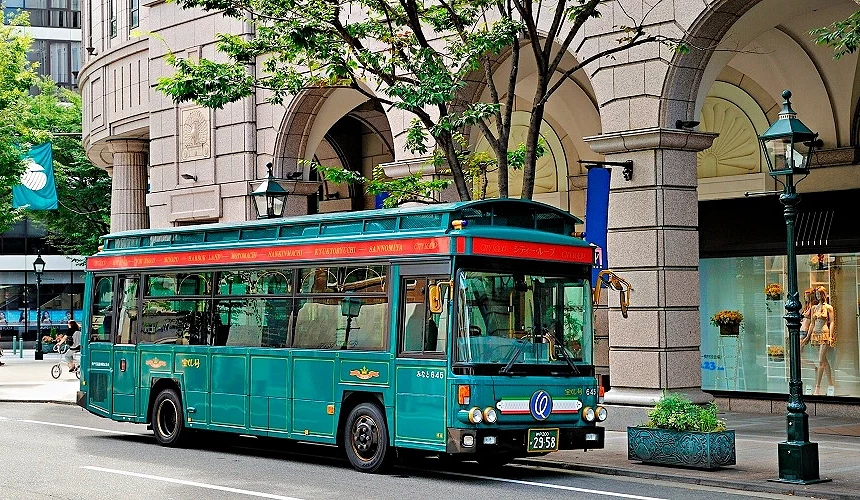 รถบัส City Loop สังเกตเห็นได้ง่าย