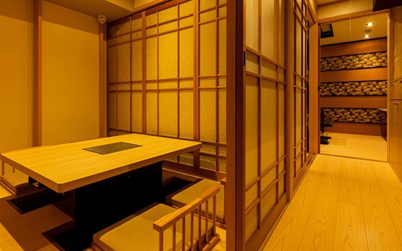 板前燒肉 一牛 北新地店的裝潢