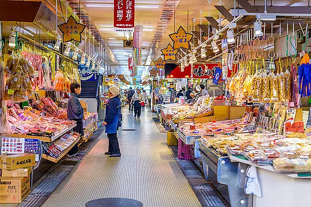 บรรยากาศตลาด Hakodate Morning Market