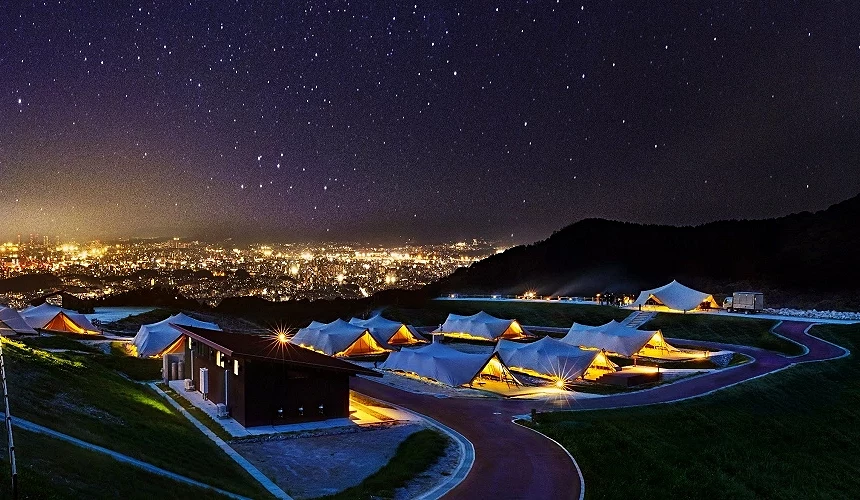 「Snow Peak福岡油山」露營地夜景