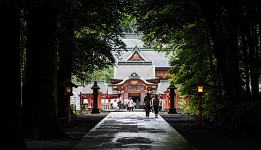 คู่มือศาลเจ้าคิริชิมะ ครบจบ! เดินทาง อาหาร เช่ากิโมโน