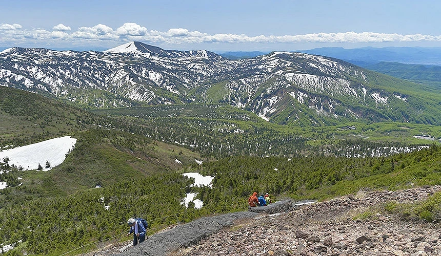 八甲田山登山健行的风景