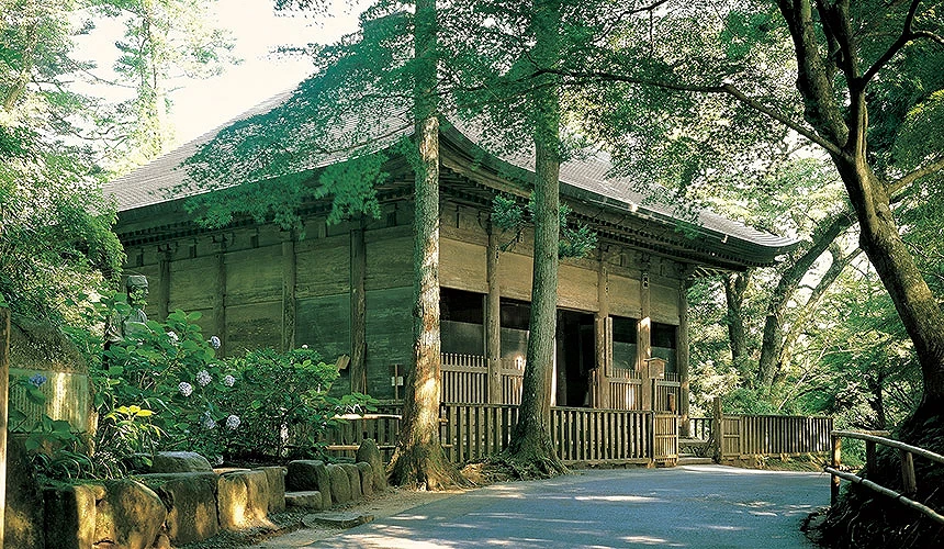 中尊寺金色堂