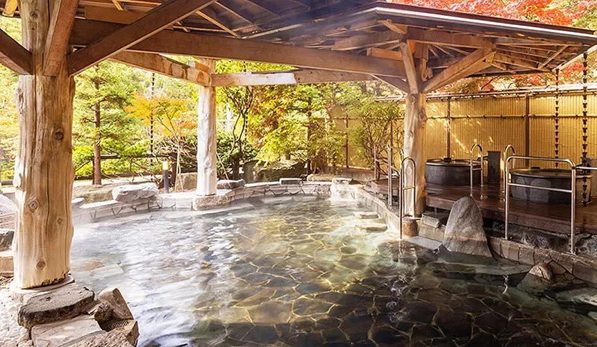 花卷温泉的露天风吕