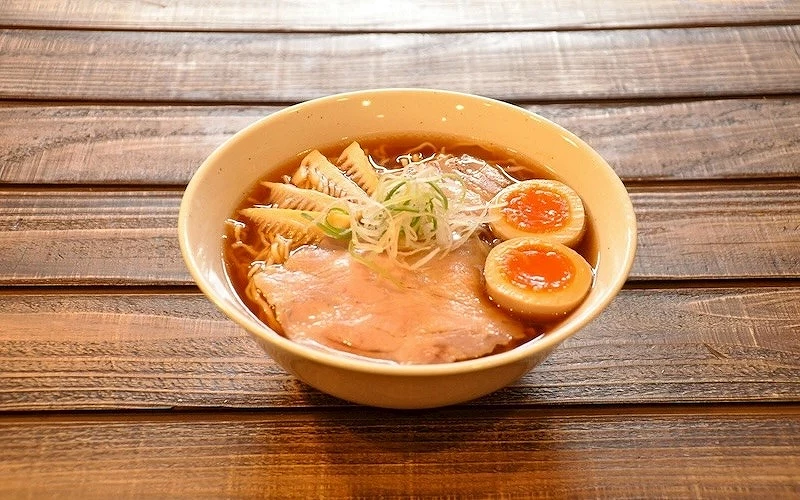 岐阜高山老街「高山拉麵 Sanmachi」拉麵加溏心蛋