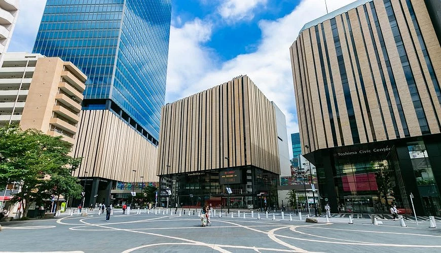 中池袋公園廣場