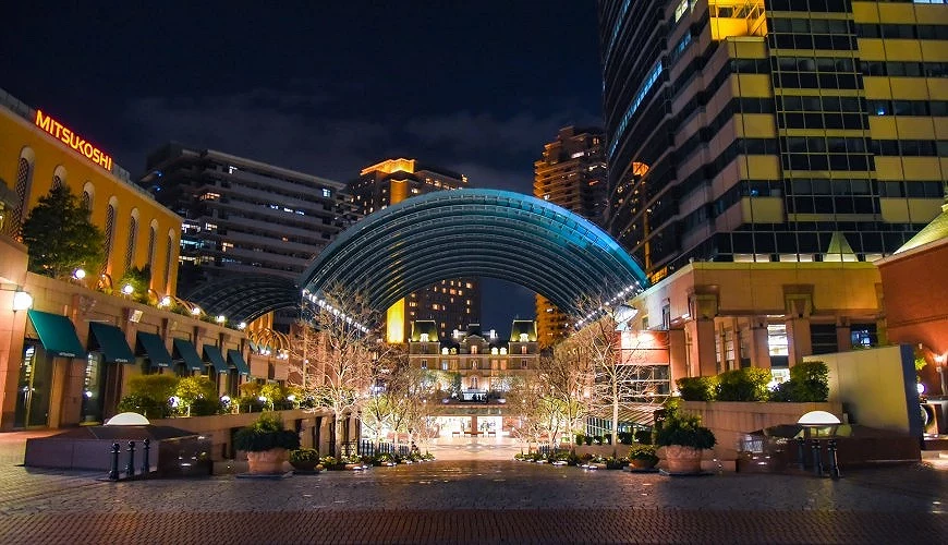 惠比壽花園廣場的夜間點燈