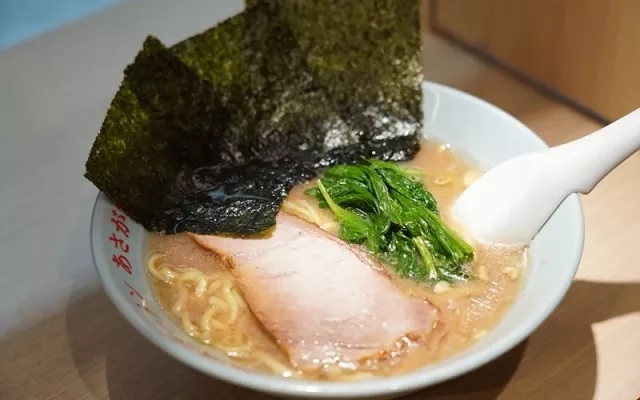 上野豚骨拉麵推薦Yokohama Ramen Asagaya：全年無休營業至凌晨3點，車站走3分 的縮圖