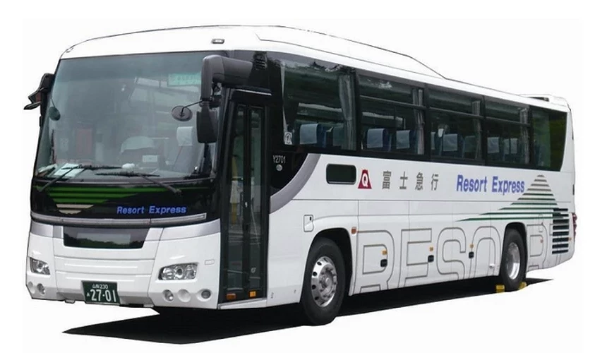 富士急行Resort Express白色观光巴士