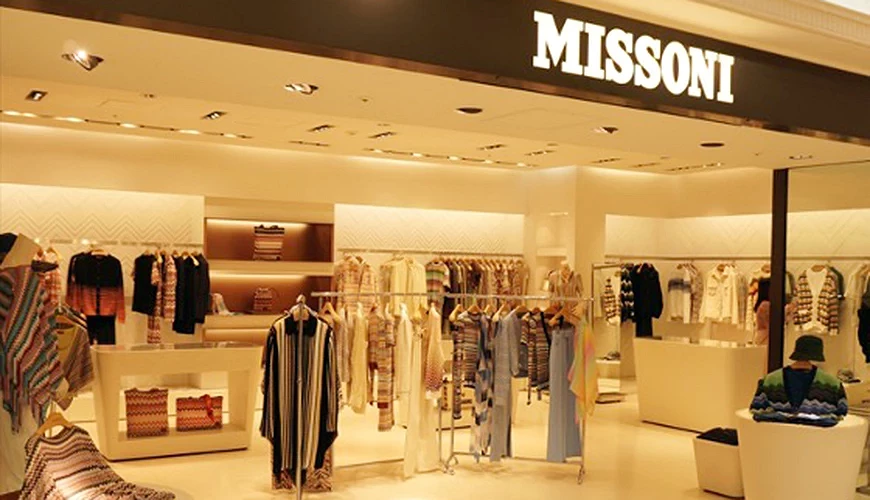義大利高級時尚品牌「Missoni」在「鶴屋百貨店」東館2樓。