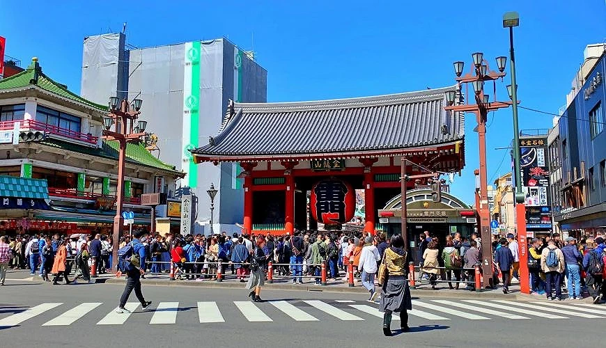 浅草寺前的雷门