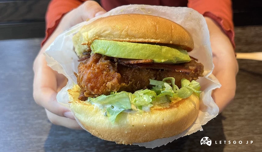 Shake Shack酪梨培根鸡腿肉汉堡