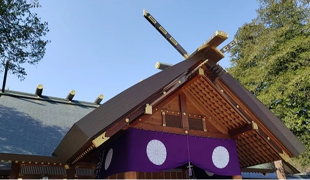 北海道神宫的拜殿上部