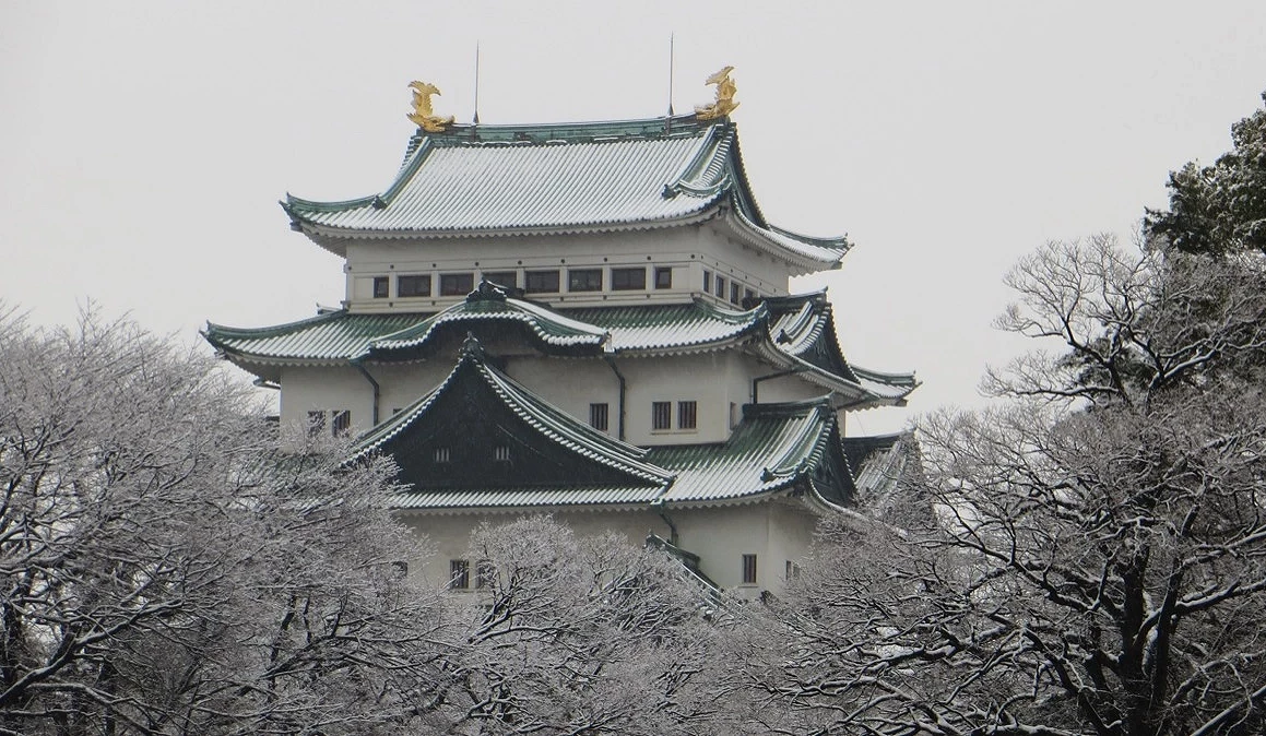 被白雪覆蓋的名古屋城
