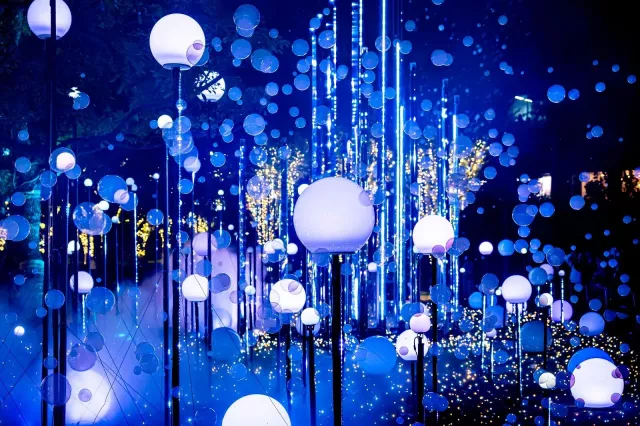 泡泡、粉雪交织梦幻夜空！六本木东京MIDTOWN圣诞点灯将登场 的缩图