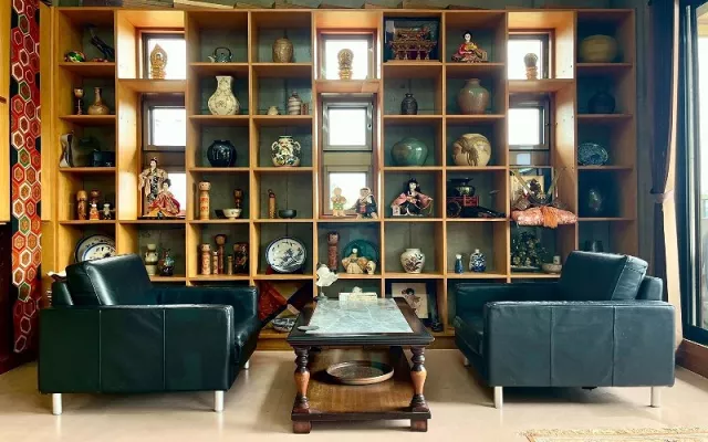 沖繩古民家咖啡廳「Fullcafe 御殿」：穿越空間感受藝術與文化魅力