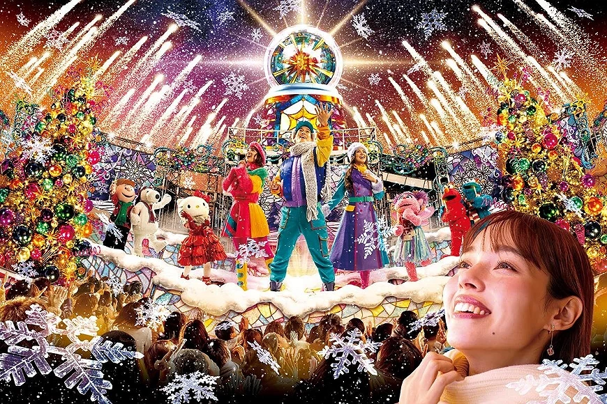 许多卡通人物一起庆祝的热闹缤纷的圣诞庆典
