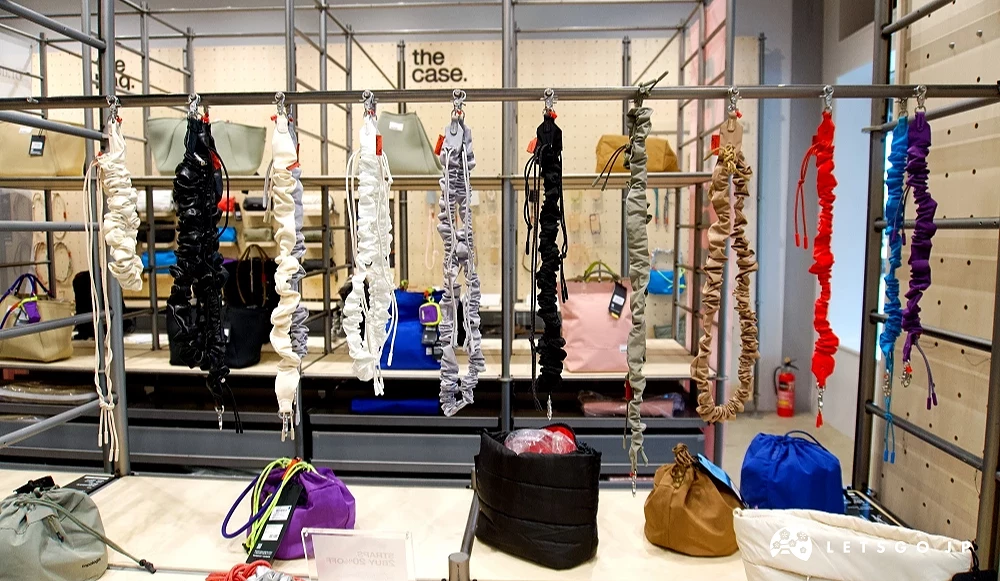 Topologie店舖內裝,商品範例