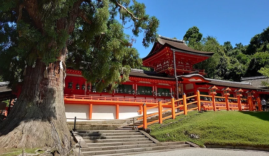 奈良公園春日大社中門・紅色的御廊