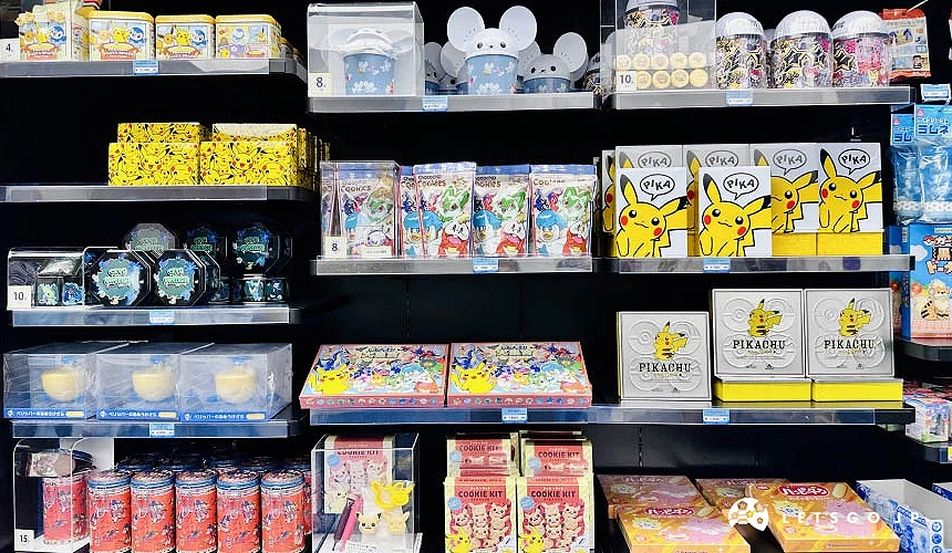 造型鐵桶餅乾選擇超豐富<br>攝影:Angie