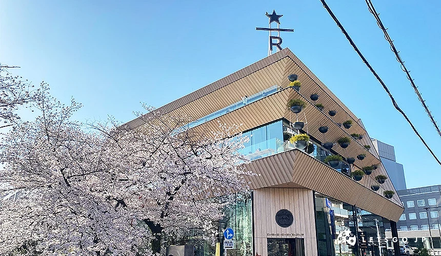 日本建筑大师「隈研吾」设计打造星巴克与樱花