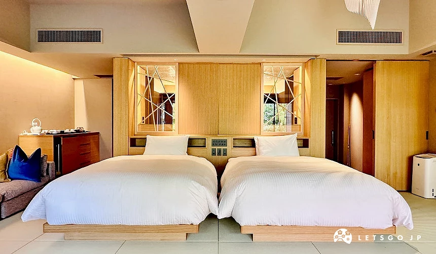 現代化有典雅的豪華露台雙床間客房攝影:Angie