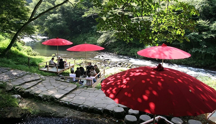 加賀溫泉鄉山中溫泉的溪流