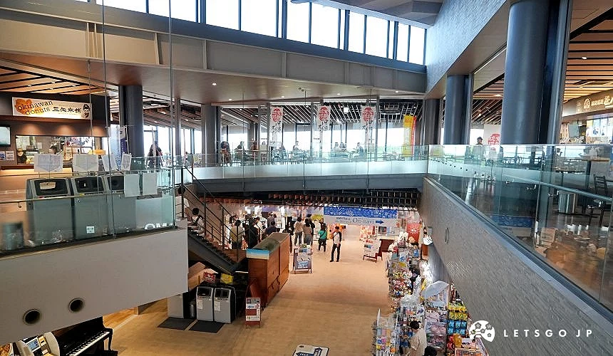 萬座毛周邊活性化施設內部樣貌