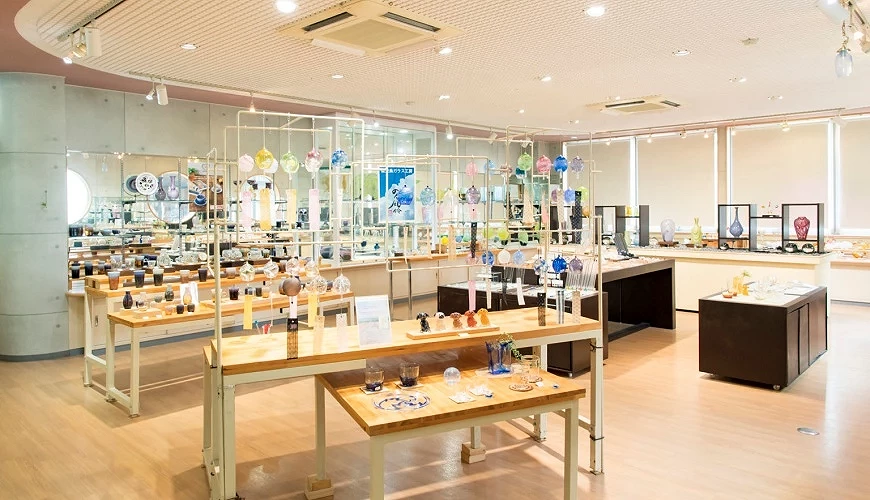 能登島玻璃工房展示區