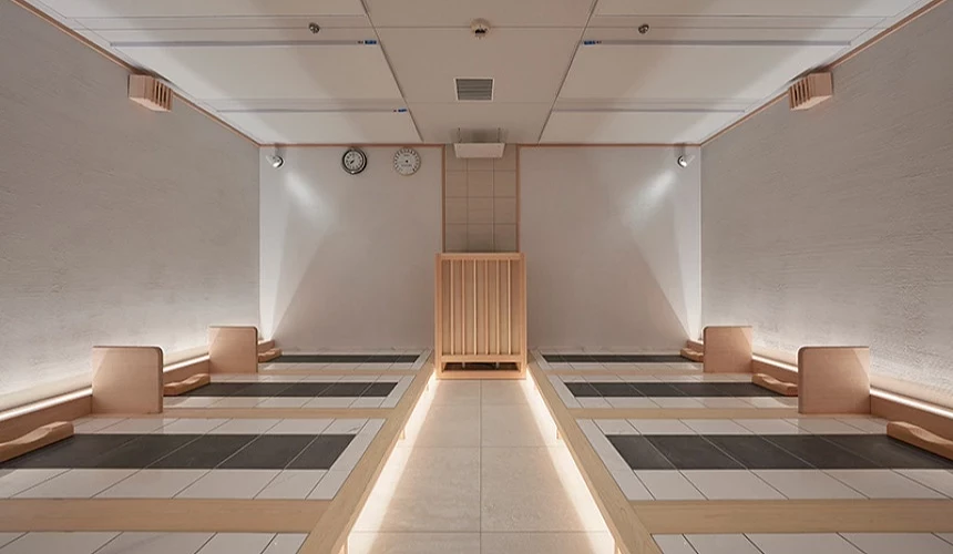 岩盤浴場所整潔明亮