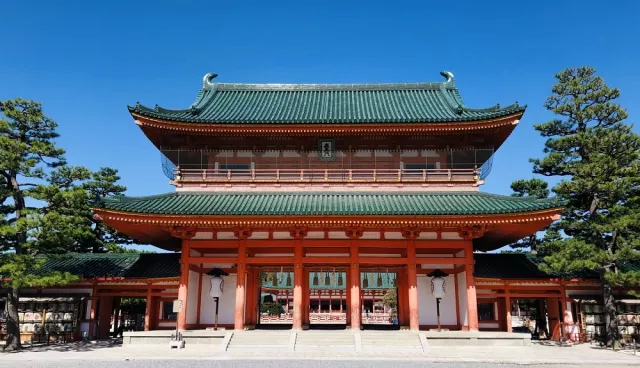 平安神宮：感受京都古都風華的必訪神社，賞大鳥居與四季美景